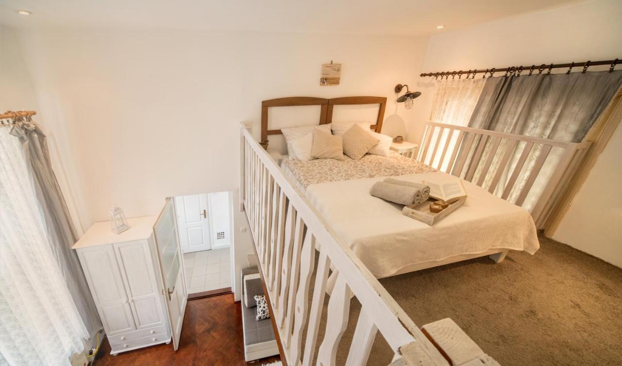 Agria Vintage Apartman エゲル エクステリア 写真