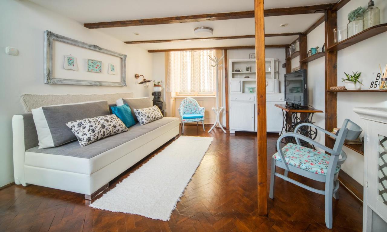 Agria Vintage Apartman エゲル エクステリア 写真