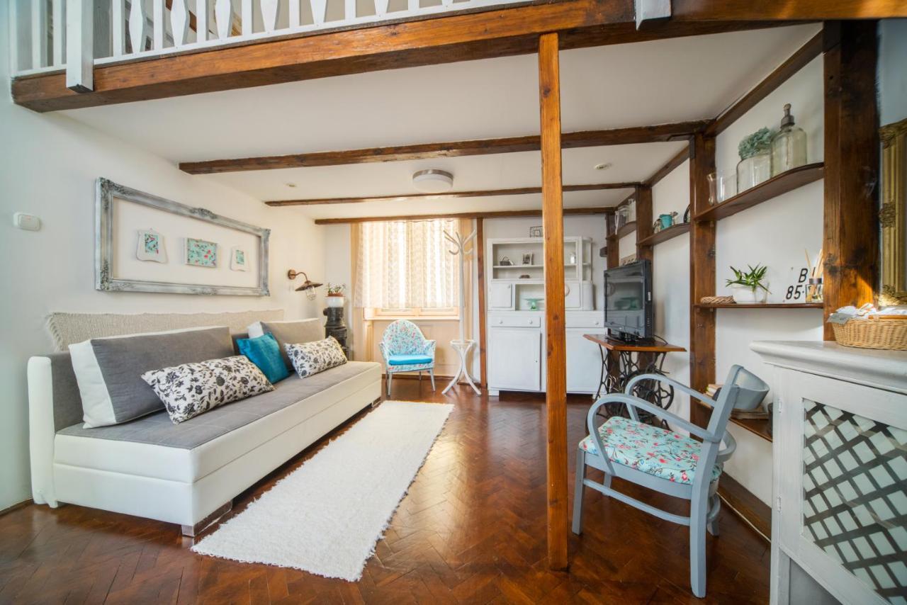 Agria Vintage Apartman エゲル エクステリア 写真
