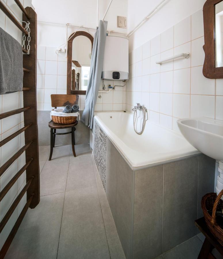 Agria Vintage Apartman エゲル エクステリア 写真